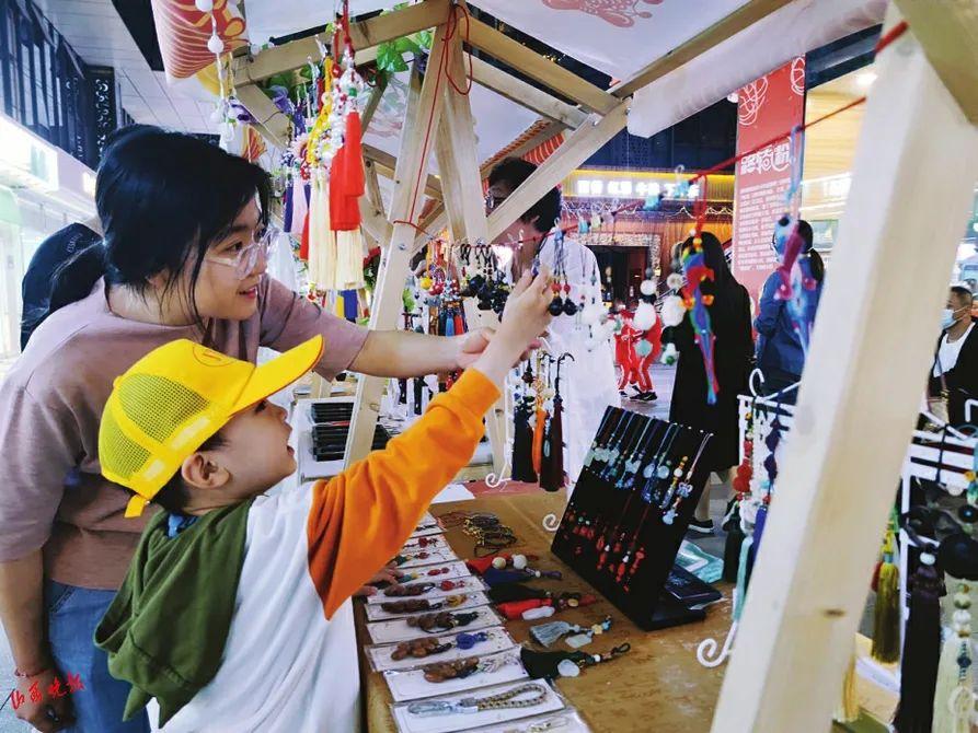 精選時(shí)尚好物，引領(lǐng)潮流精選圖文推薦