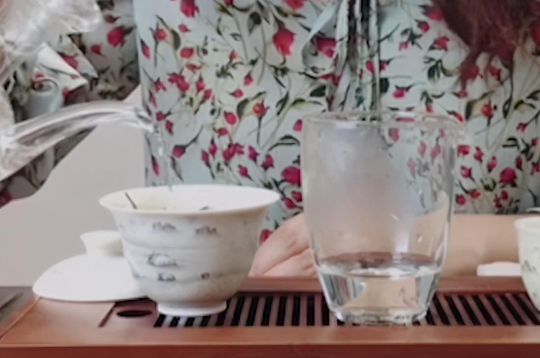 最新奶白茶品種,最新奶白茶品種，背景、影響與地位