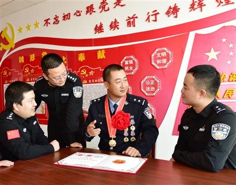 全國(guó)最新疫情下小巷特色小店的獨(dú)特魅力